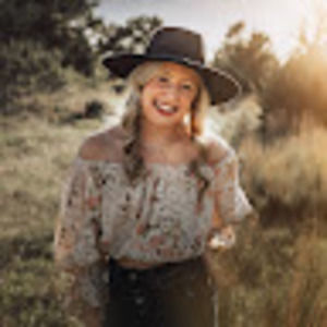 Meet your Posher, Carleigh